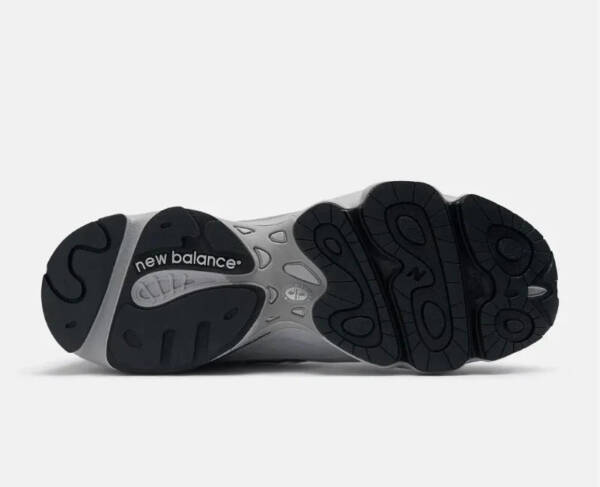 New Balance 1000 Silver Metalic Raincloud - Image 6