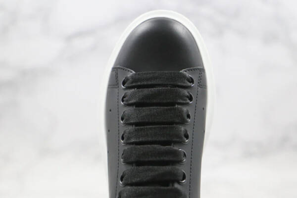 Alexander Mcqueen Oversized Black White - Image 3