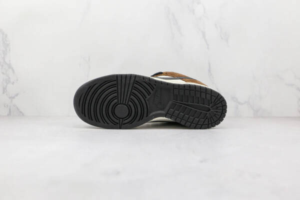 Nike SB Dunk Low White Black Trail End Brown - Image 6