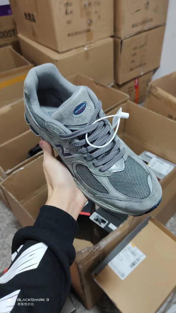 New Balance 2002R - Image 4