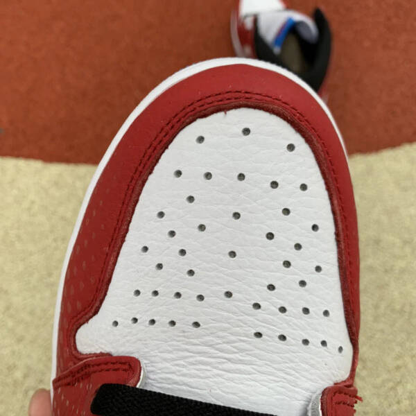 Jordan 1 Retro High Spider Man Origin Story - Image 5